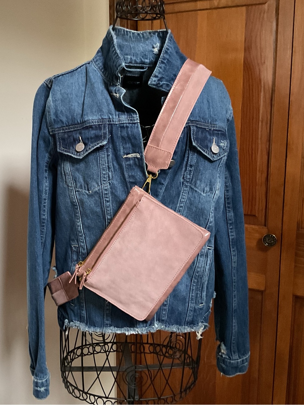 Joes jeans distressed Blue Denim Jacket - Women, Small - Picture 2 of 6